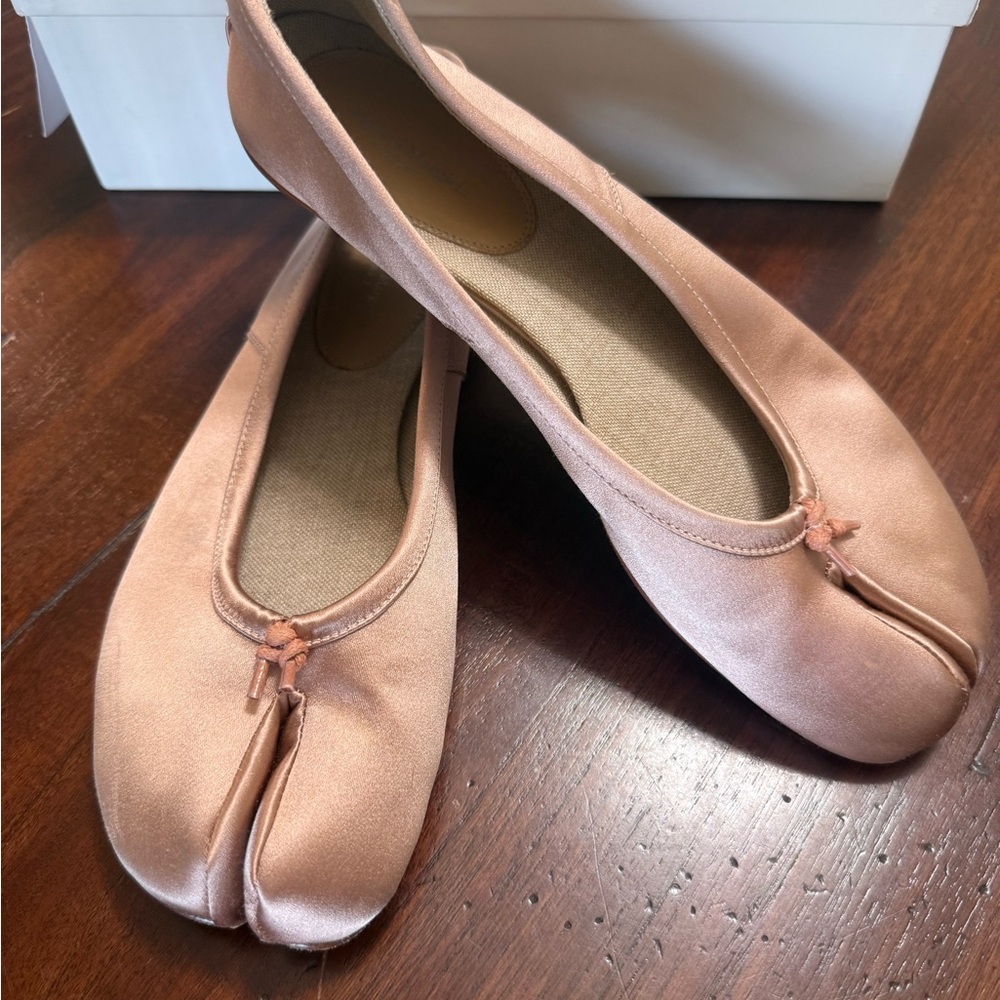 Rare Maison Margiela Tabi Ballerina Flats Rose Pink Satin EU 39 Authentic